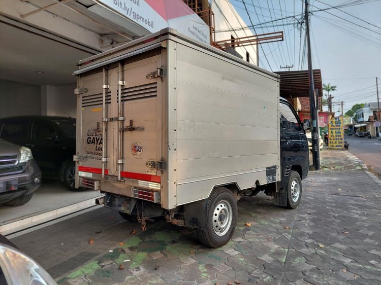 Mobil pick up box untuk segala kebutuhan, Sumber: mobilbekas.com